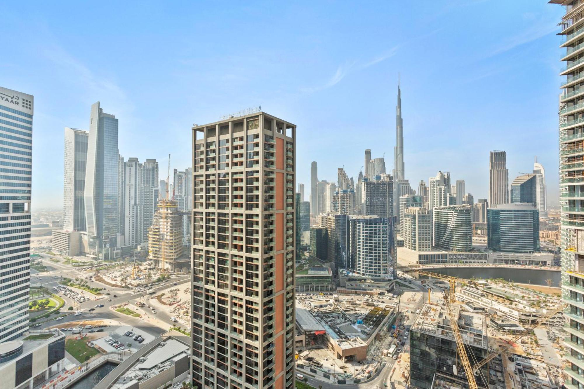 Designer W Burj Khalifa View In Peninsula