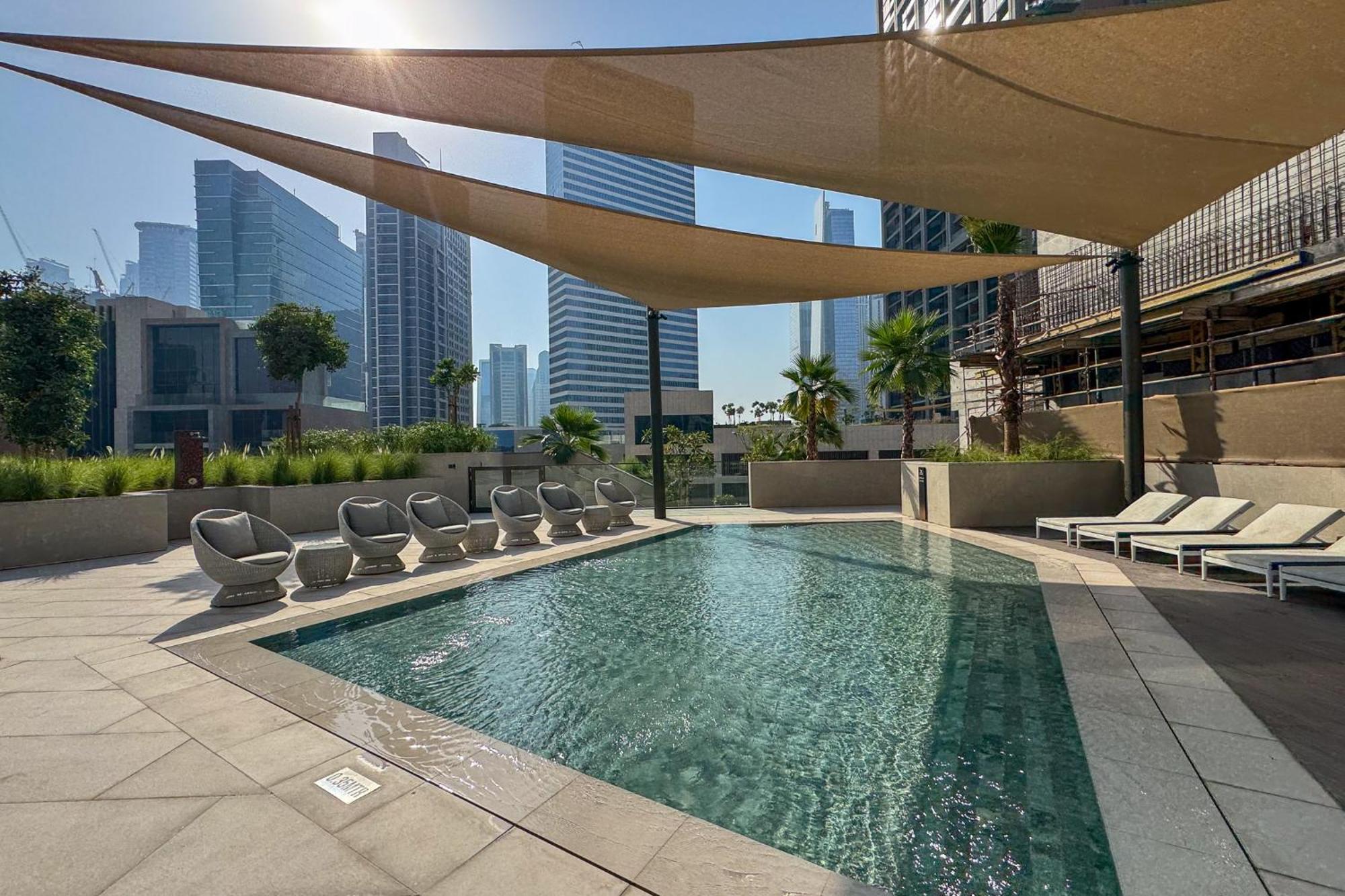 Apartment Designer W Burj Khalifa View In Peninsula Dubai