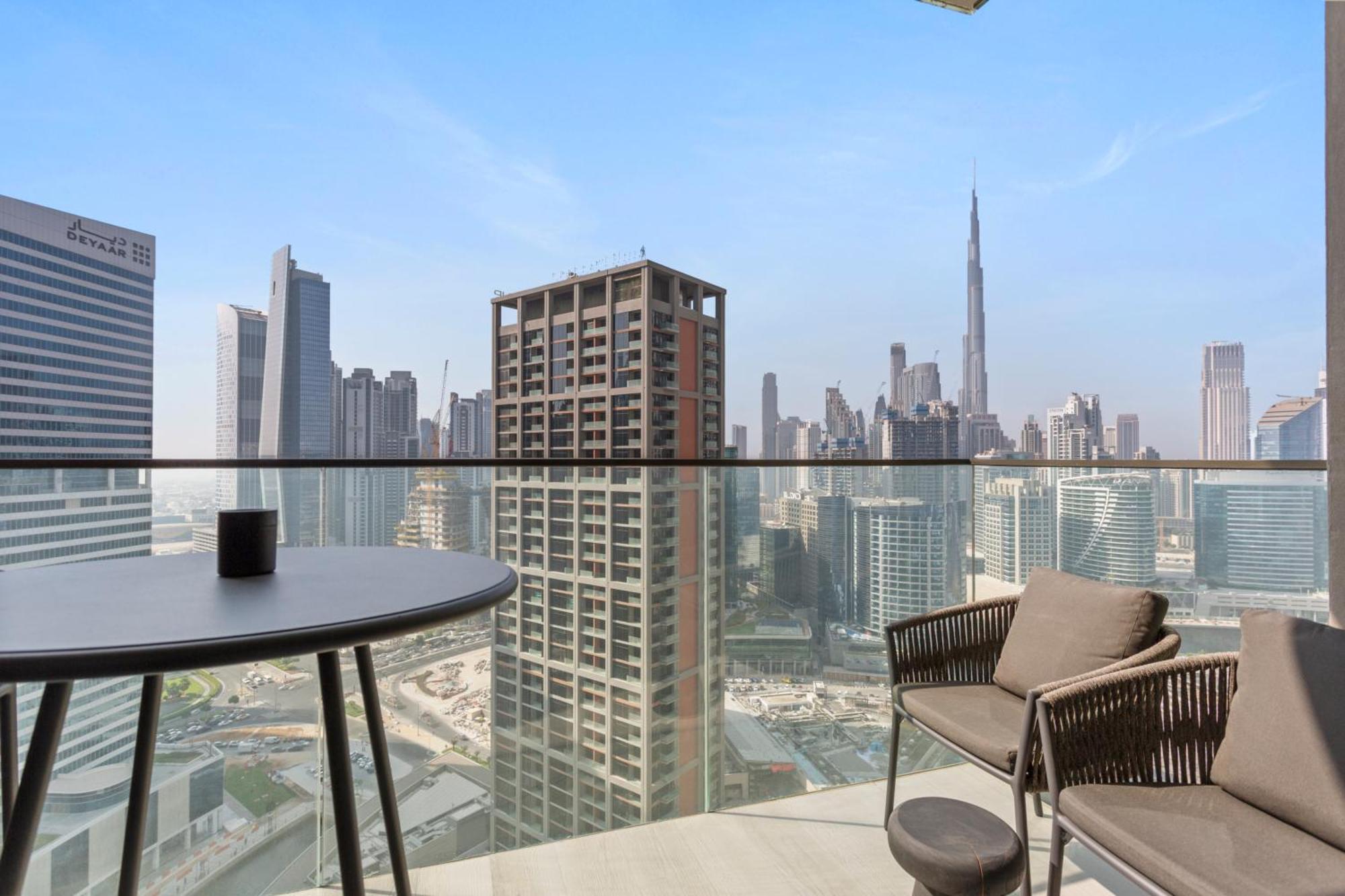 Designer W Burj Khalifa View In Peninsula Apartment *